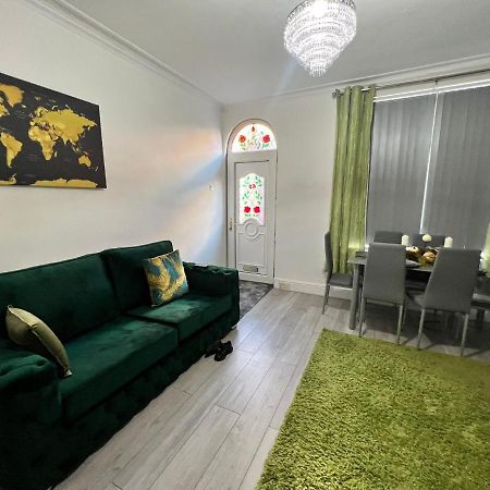 The Victoria - Close To Centre - Sleeps 8 Leeds  Eksteriør bilde
